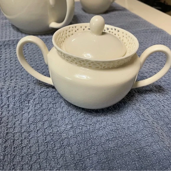 Godinger Teapot, creamer and sugar bowl - Picture 5 of 7
